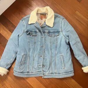 Levi’s Women’s Denim Sherpa and Insulation-Lined Jacket